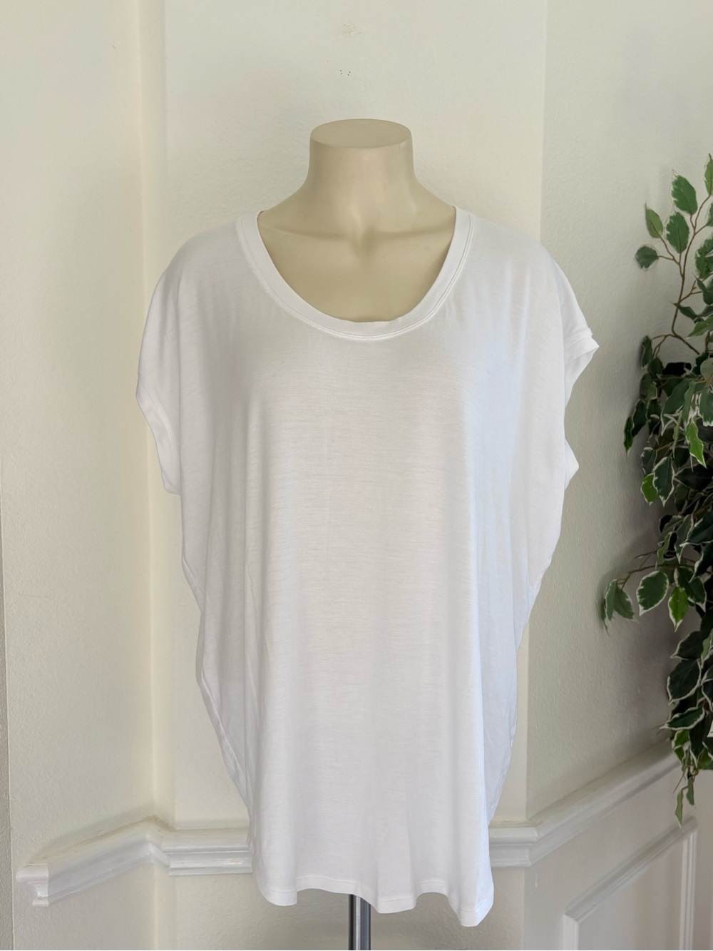 Athleta Cloudlight Stratus blouse - Picture 2 of 7